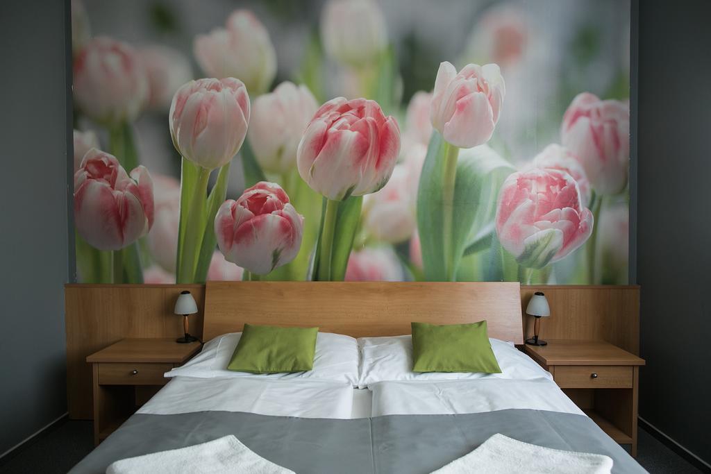 Hotel Imos Břeclav Eksteriør billede