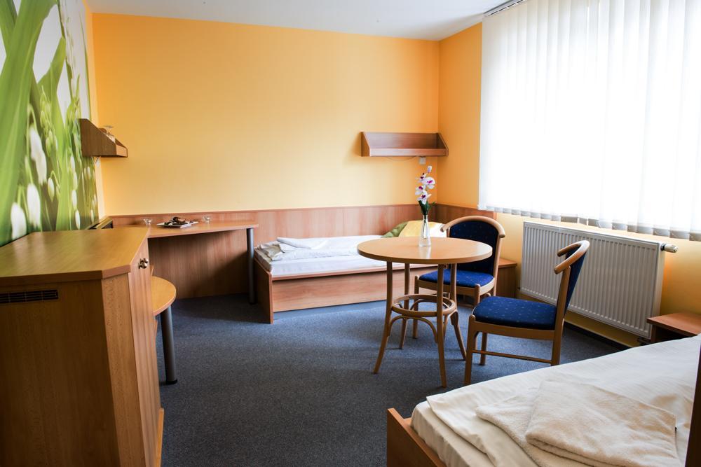 Hotel Imos Břeclav Eksteriør billede