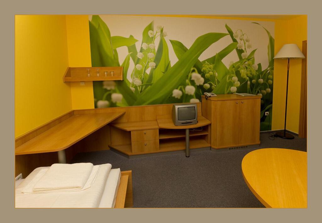 Hotel Imos Břeclav Eksteriør billede