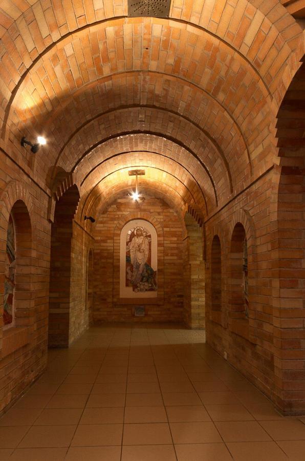 Hotel Imos Břeclav Eksteriør billede